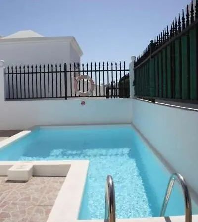 Apartmán Puerto Del Carmen Sleeps 4 Pool Wifi Puerto del Carmen (Lanzarote)